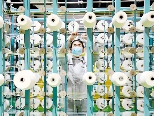 The process of workers' textile production The process of workers' textile production